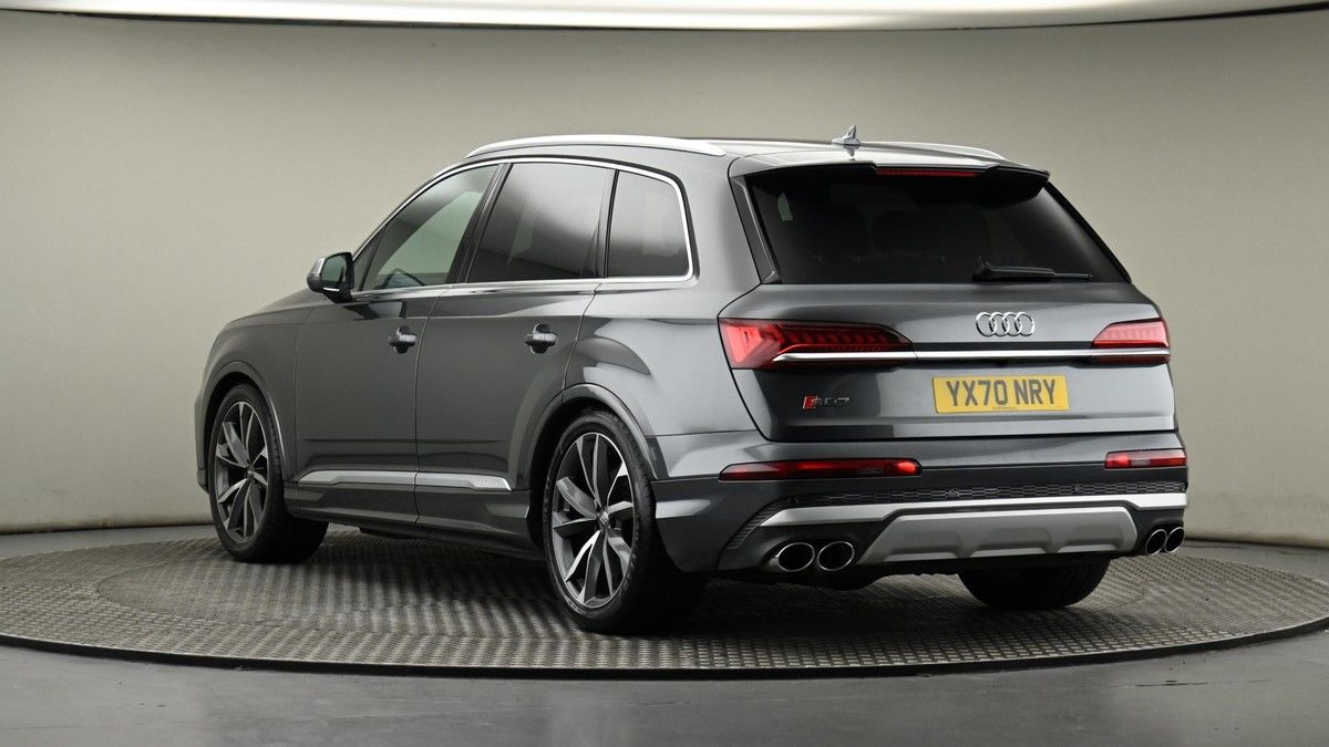 Audi SQ7 Image 23