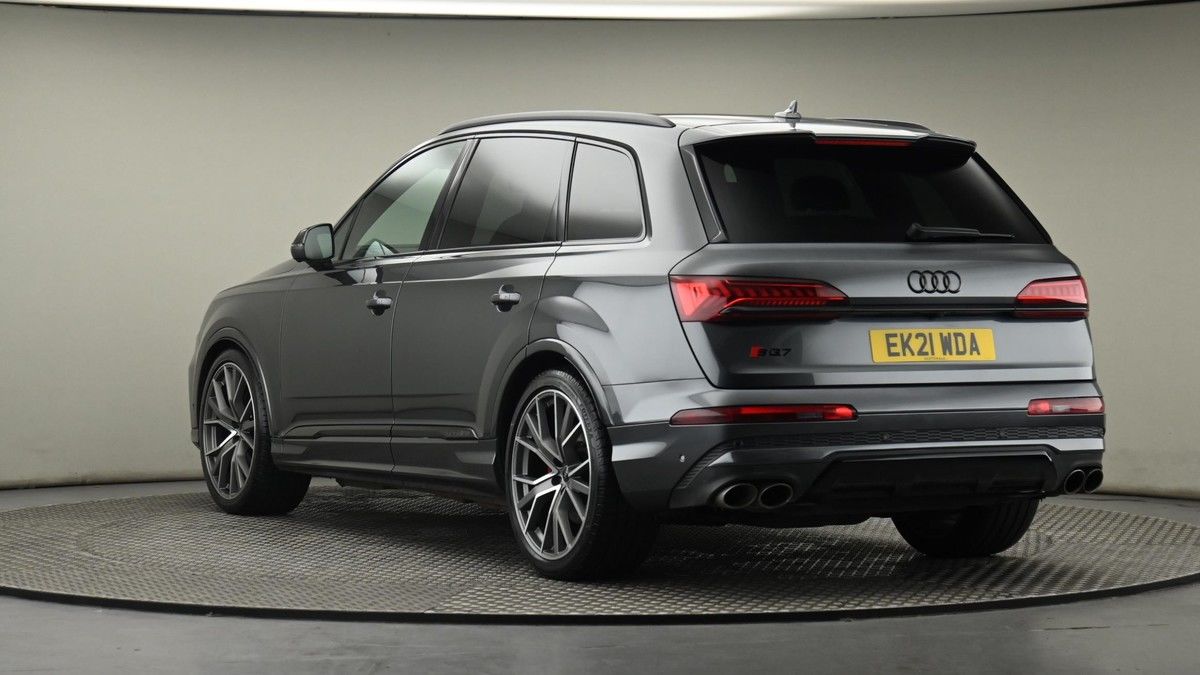 Audi SQ7 Image 23