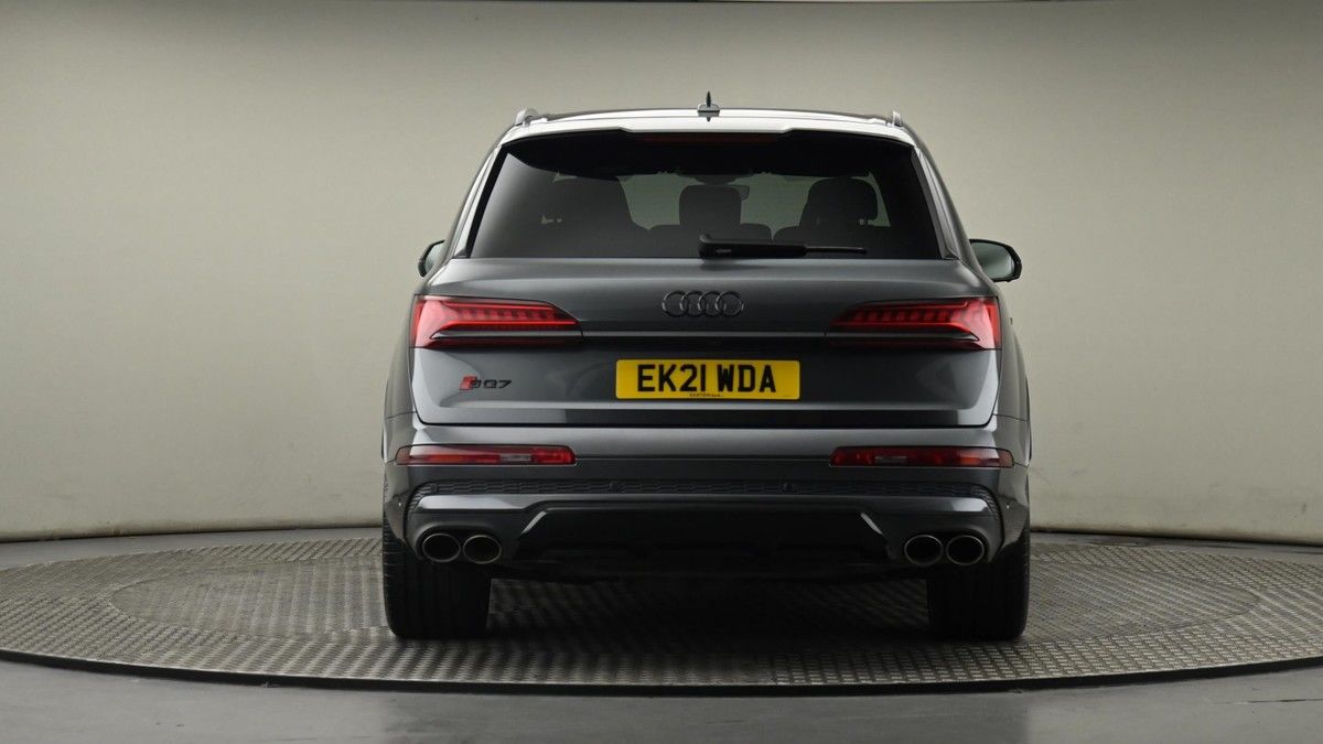 Audi SQ7 Image 24