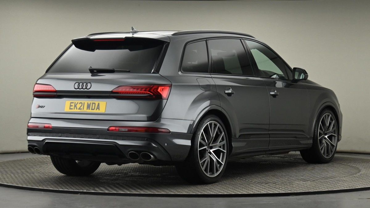 Audi SQ7 Image 25