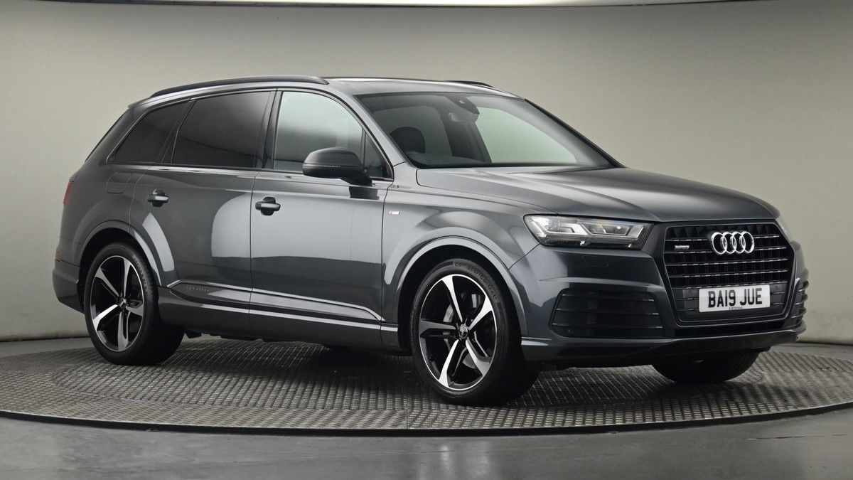 More views of Audi Q7