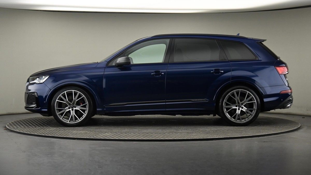 Audi SQ7 Image 23