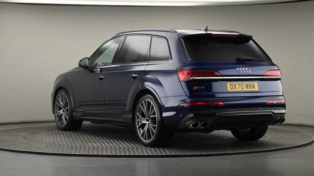 Audi SQ7 Image 24