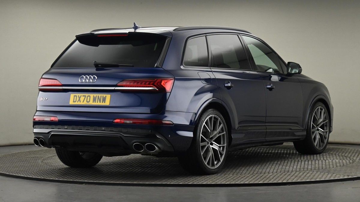 Audi SQ7 Image 26