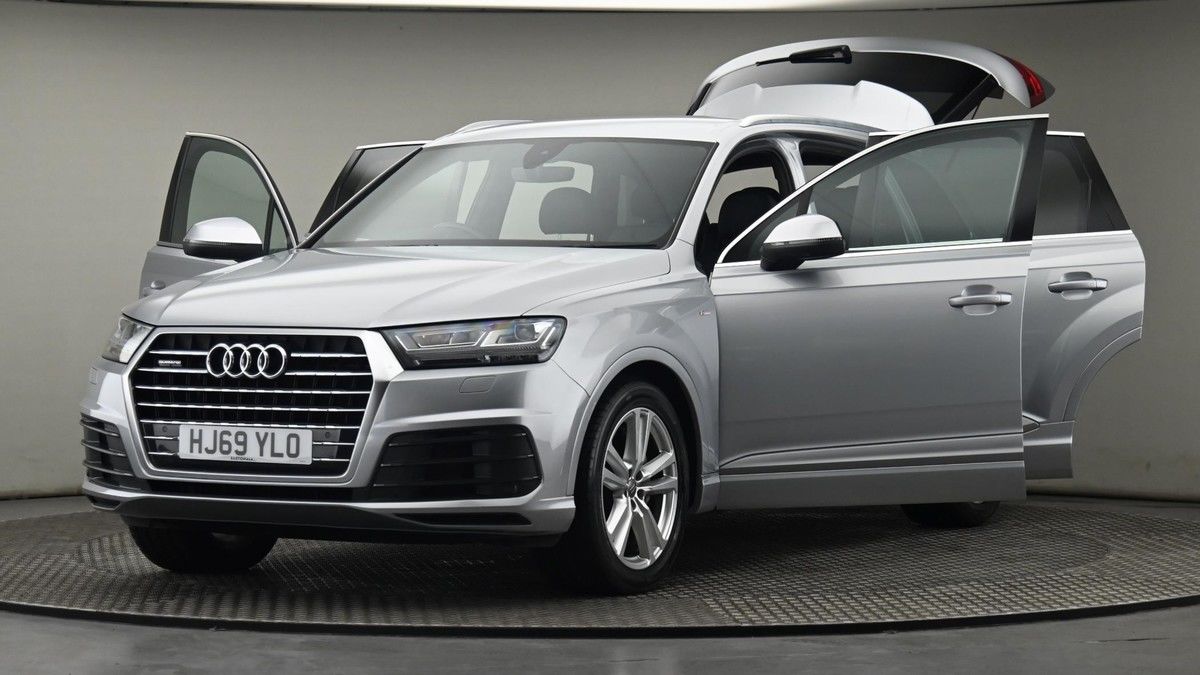 Audi Q7 Image 28