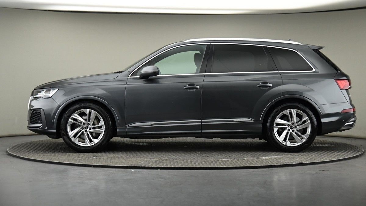 Audi Q7 Image 22