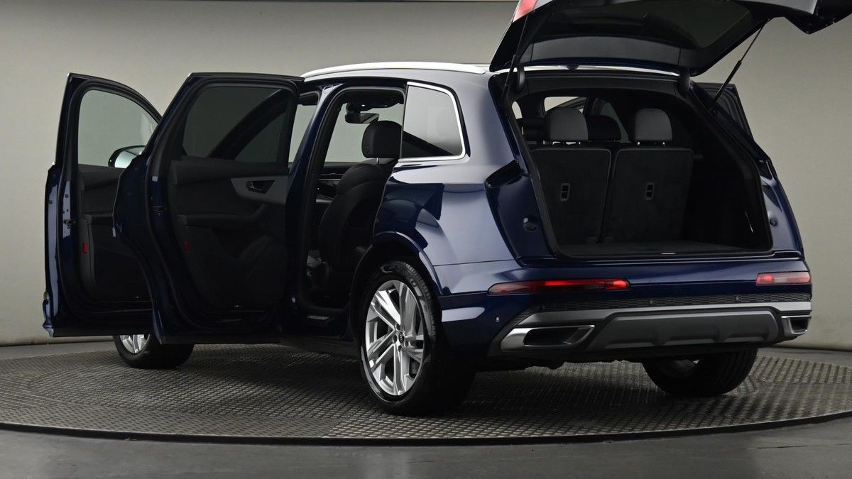 Audi Q7 Image 29