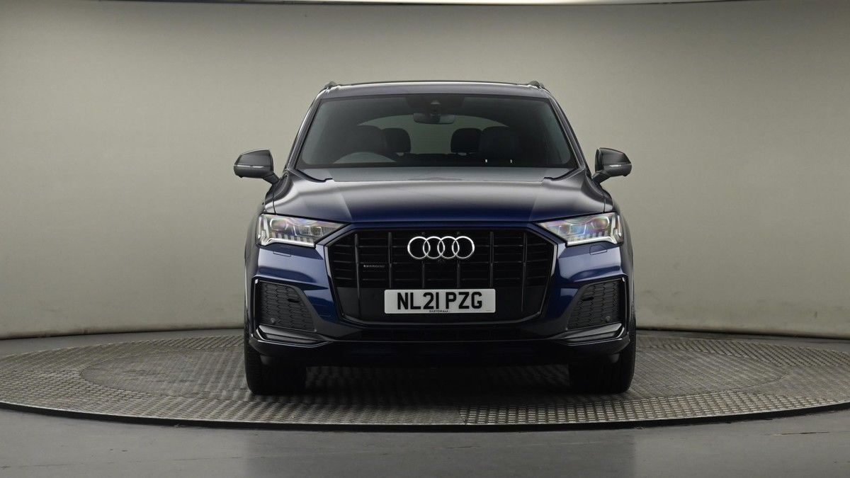 Audi Q7 Image 21