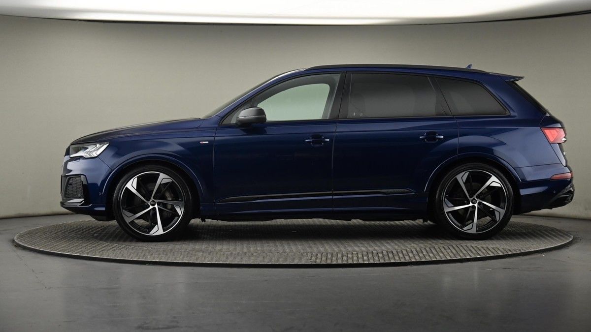 Audi Q7 Image 23