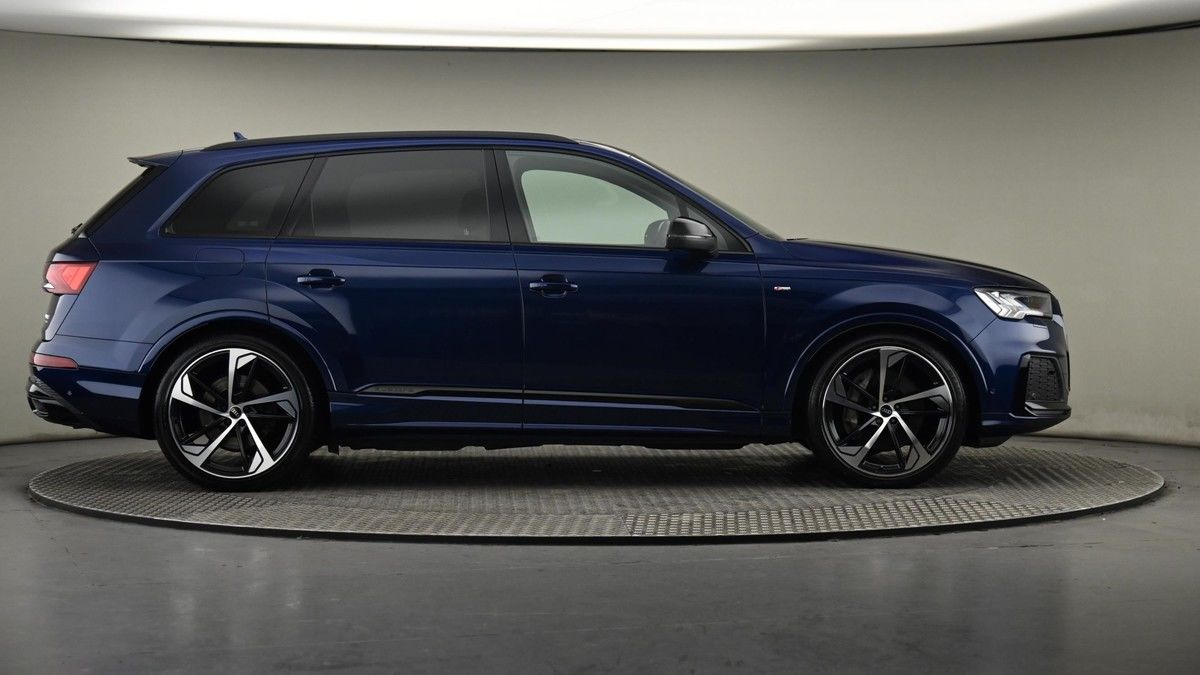 Audi Q7 Image 27