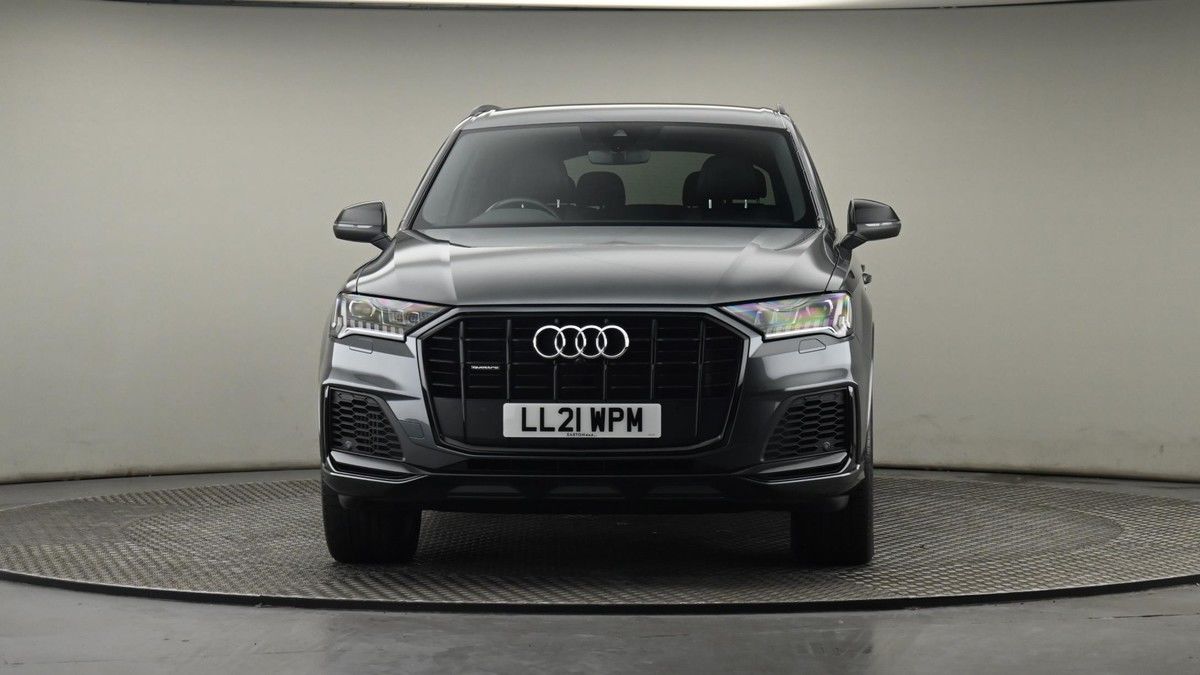 Audi Q7 Image 21