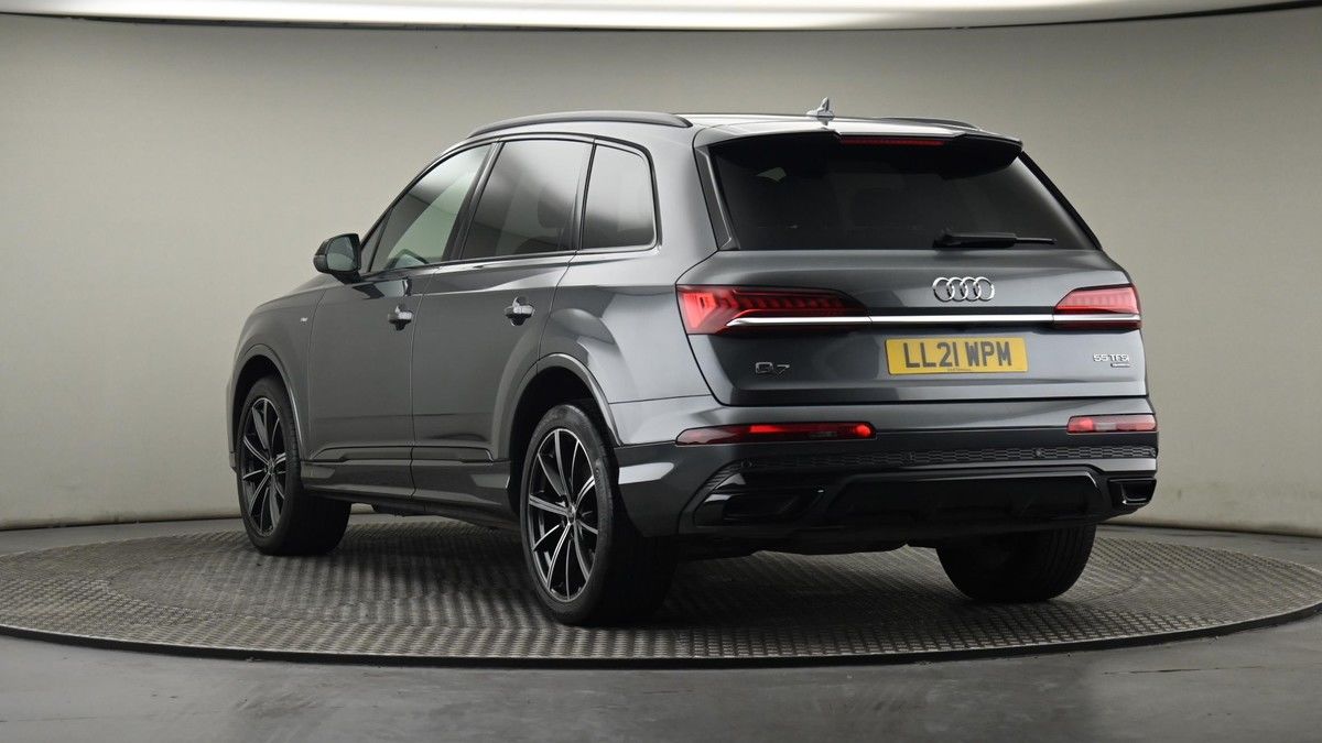 Audi Q7 Image 24