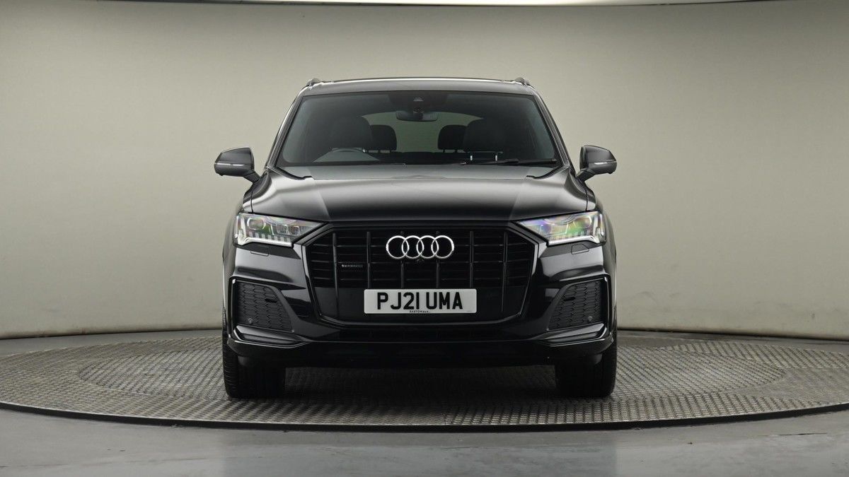 Audi Q7 Image 21