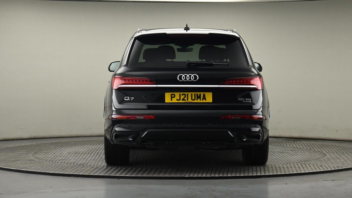 Audi Q7 Image 25