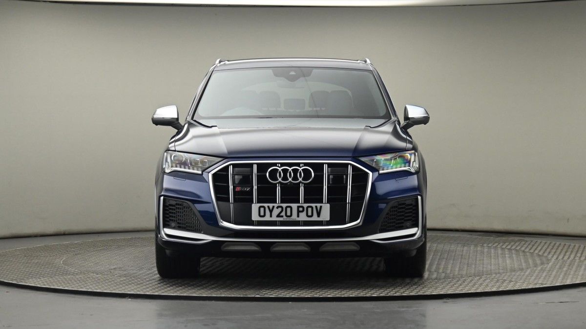 Audi SQ7 Image 21