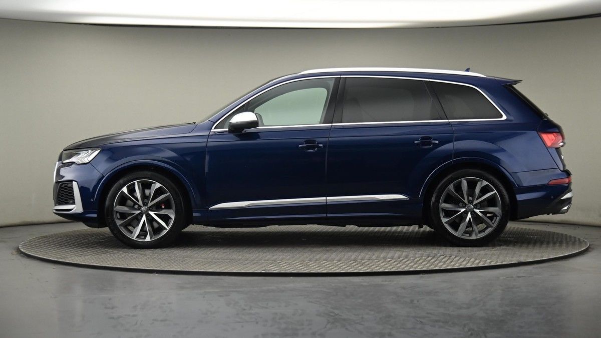 Audi SQ7 Image 23