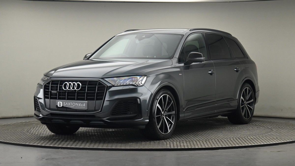 More views of Audi Q7