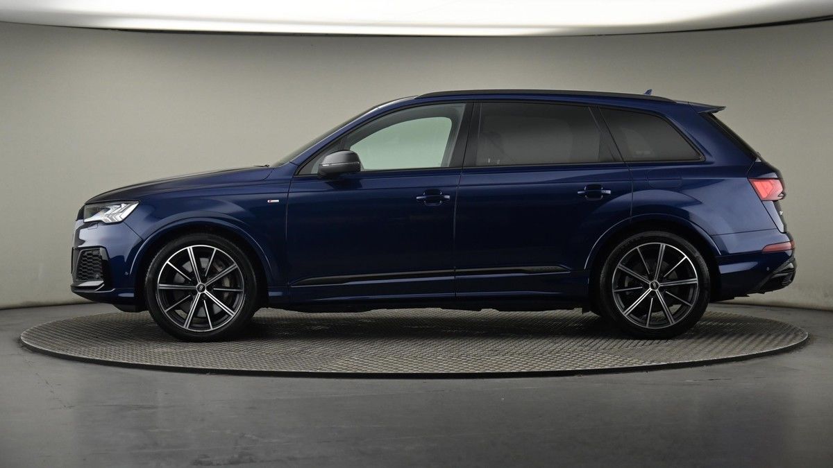 Audi Q7 Image 23