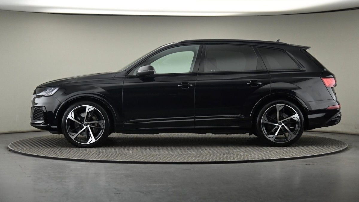 Audi Q7 Image 23