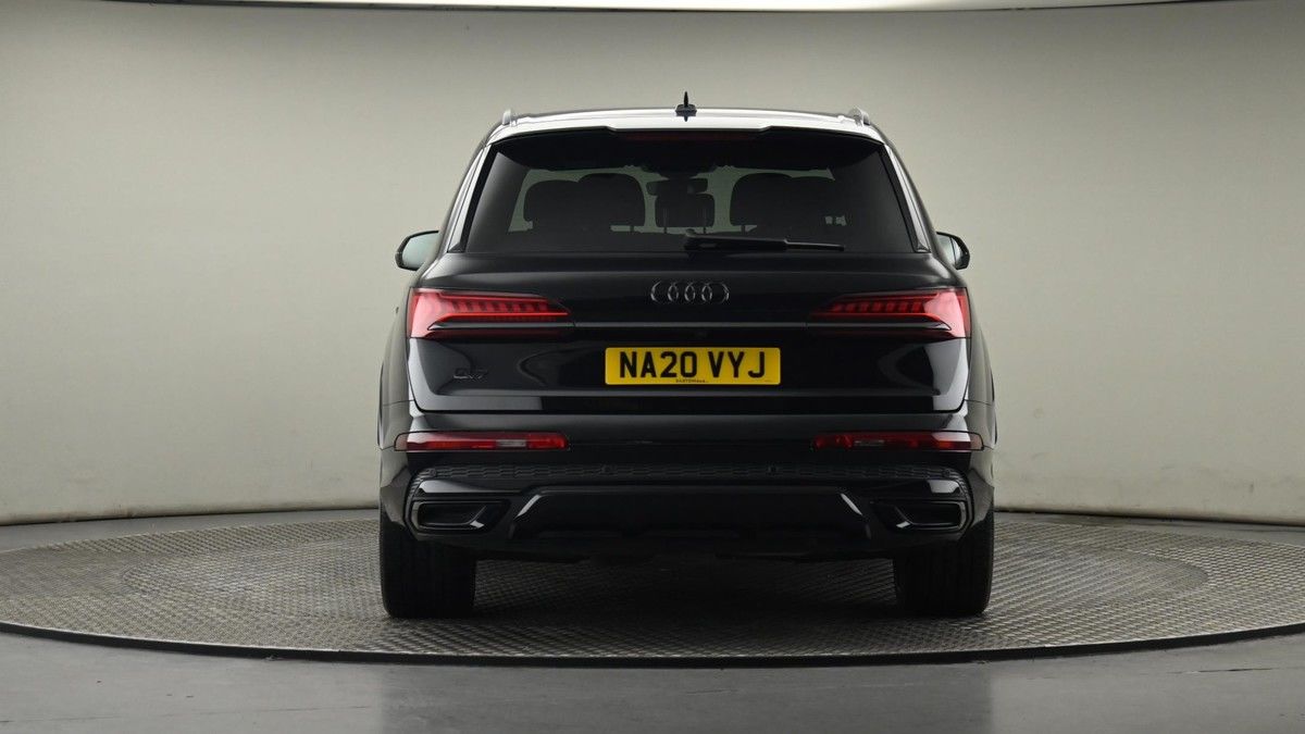 Audi Q7 Image 25