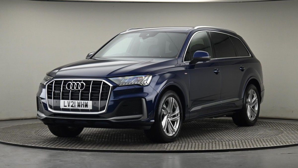 More views of Audi Q7