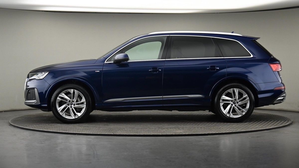 Audi Q7 Image 23