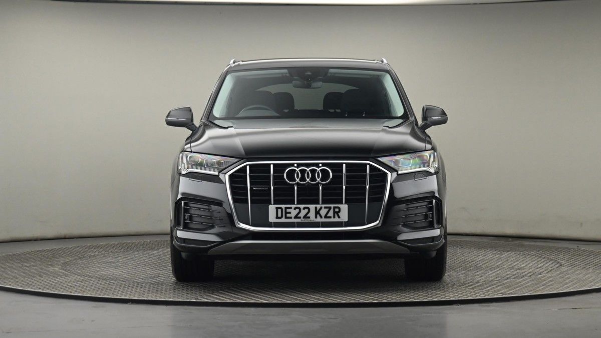 More views of Audi Q7