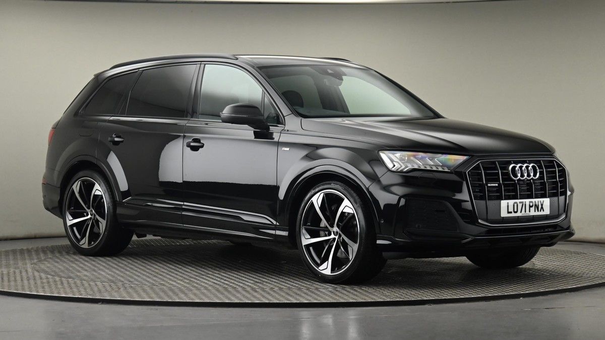 More views of Audi Q7