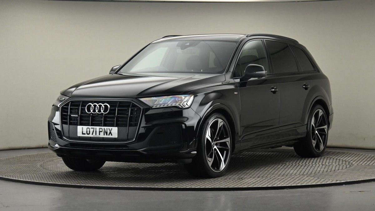 More views of Audi Q7