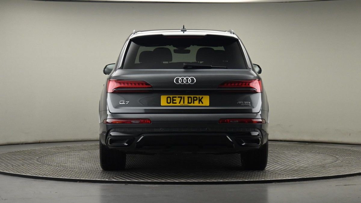 Audi Q7 Image 25