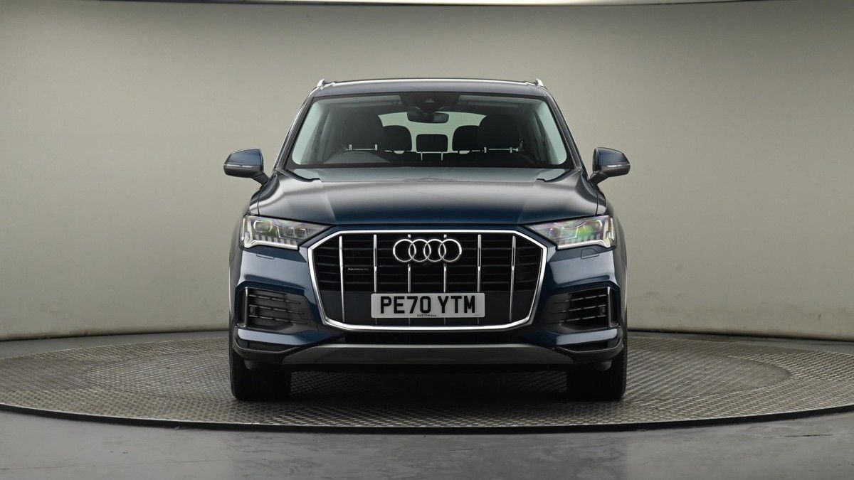 Audi Q7 Image 21