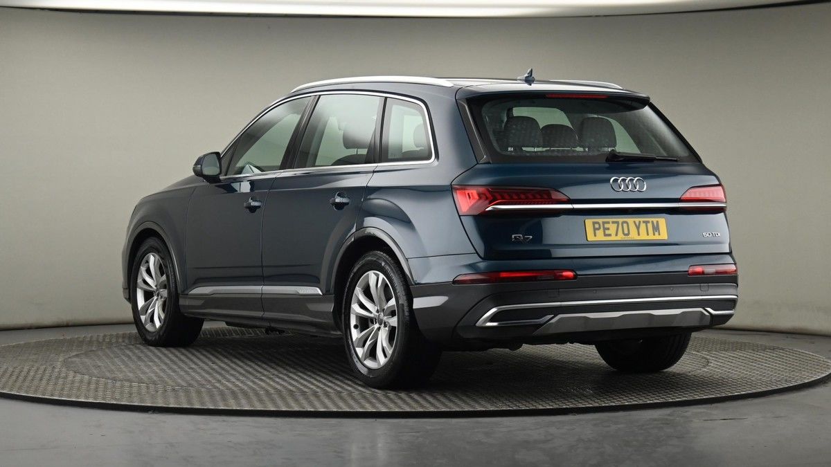 Audi Q7 Image 24