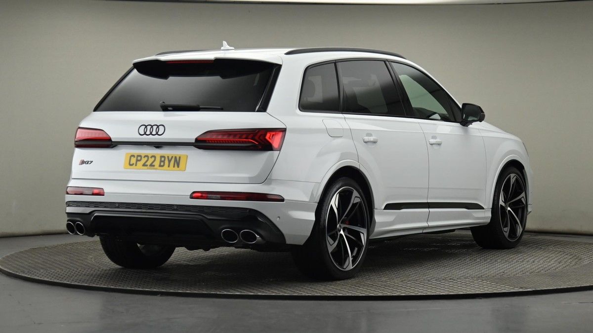 Audi SQ7 Image 26