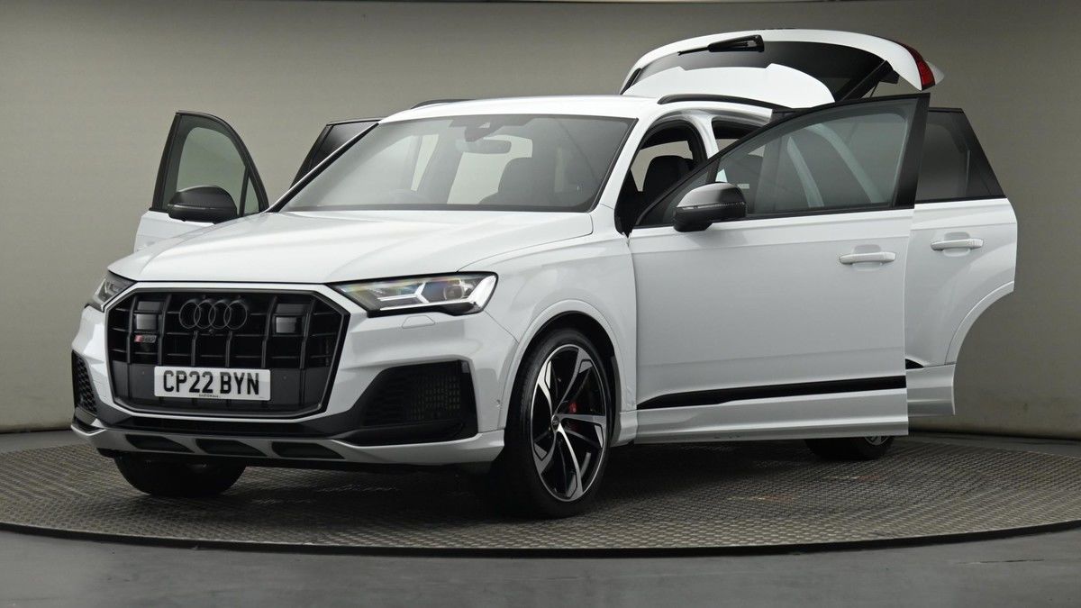 Audi SQ7 Image 28