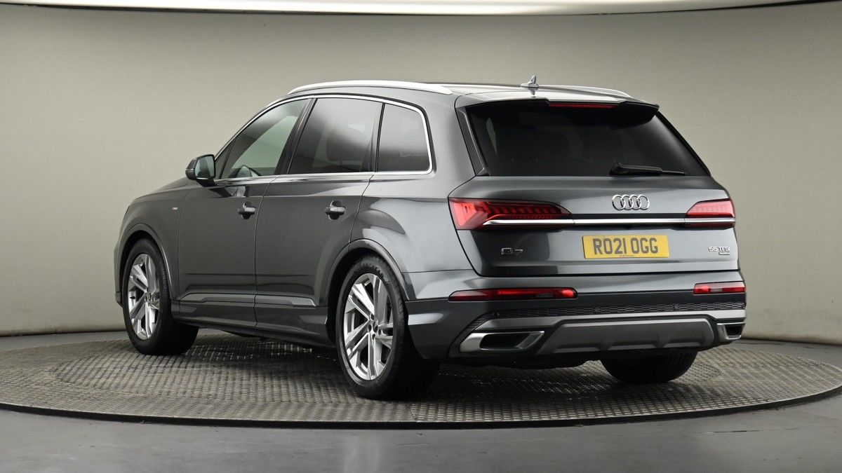 Audi Q7 Image 23