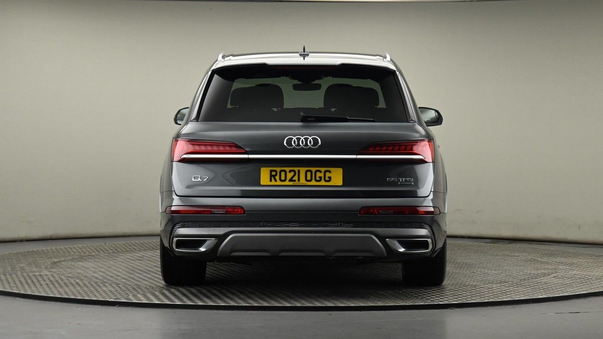 Audi Q7 Image 24