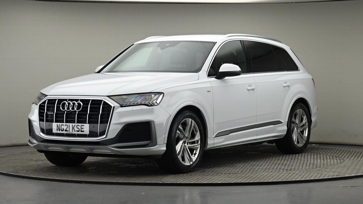 More views of Audi Q7