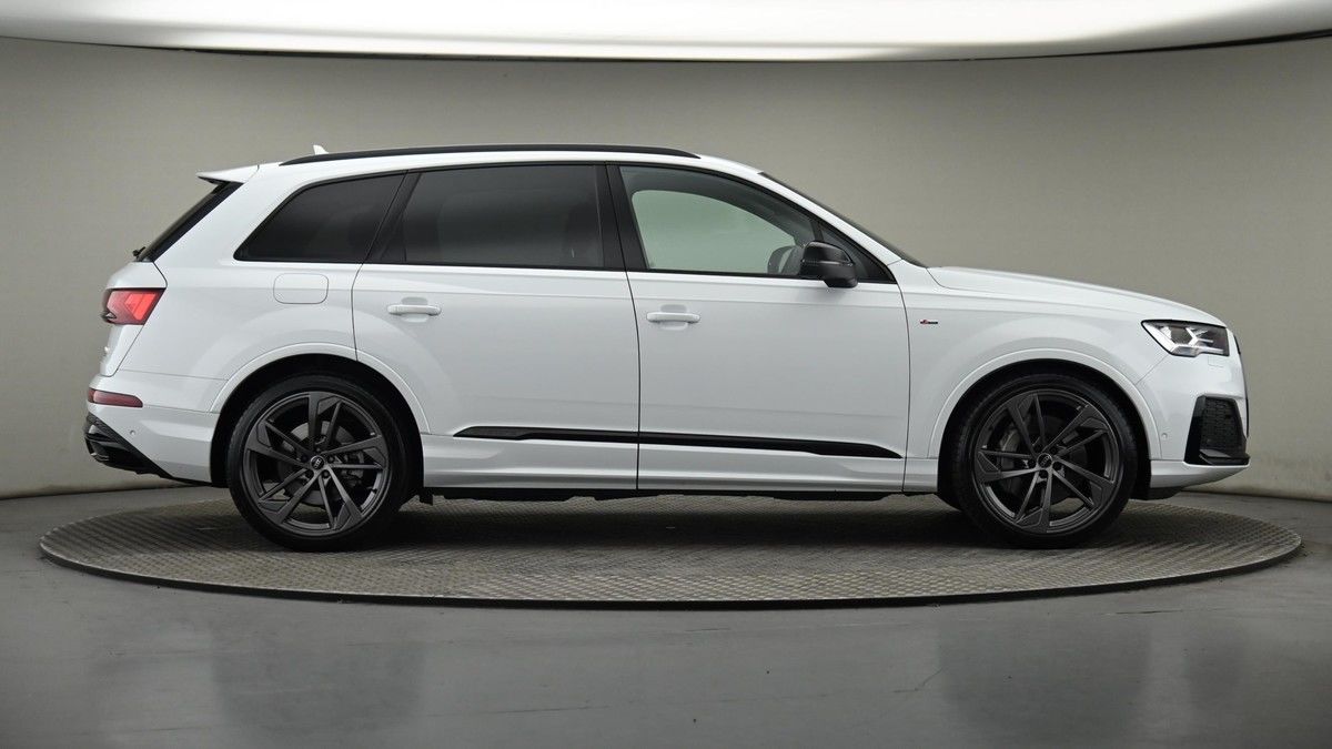 Audi Q7 Image 27