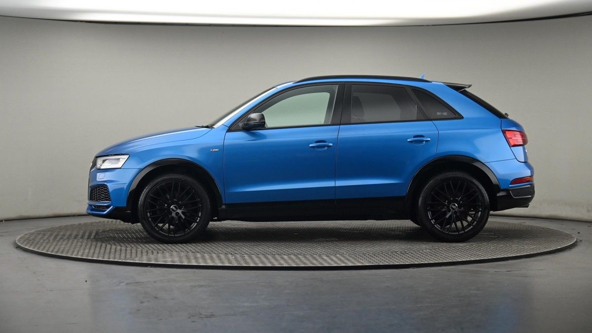 Audi Q3 Image 23