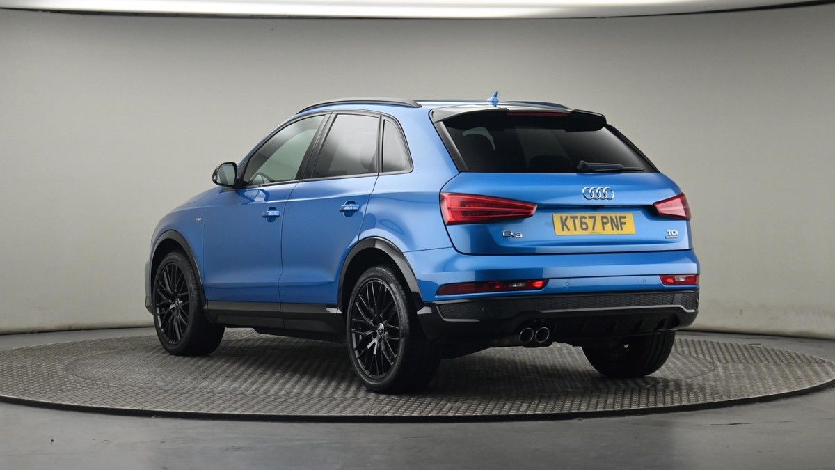 Audi Q3 Image 24