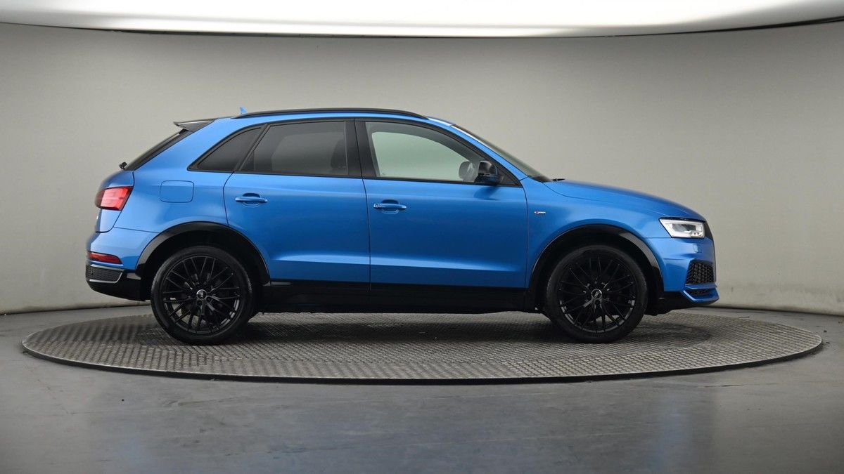 Audi Q3 Image 27