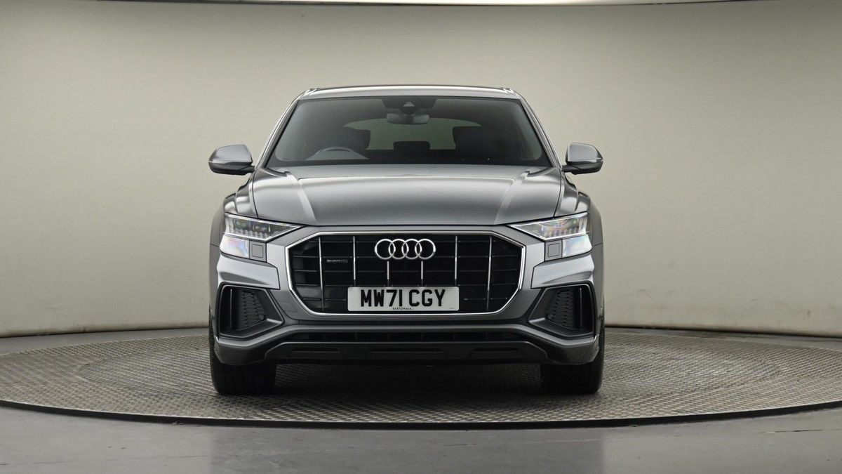 Audi Q8 Image 21