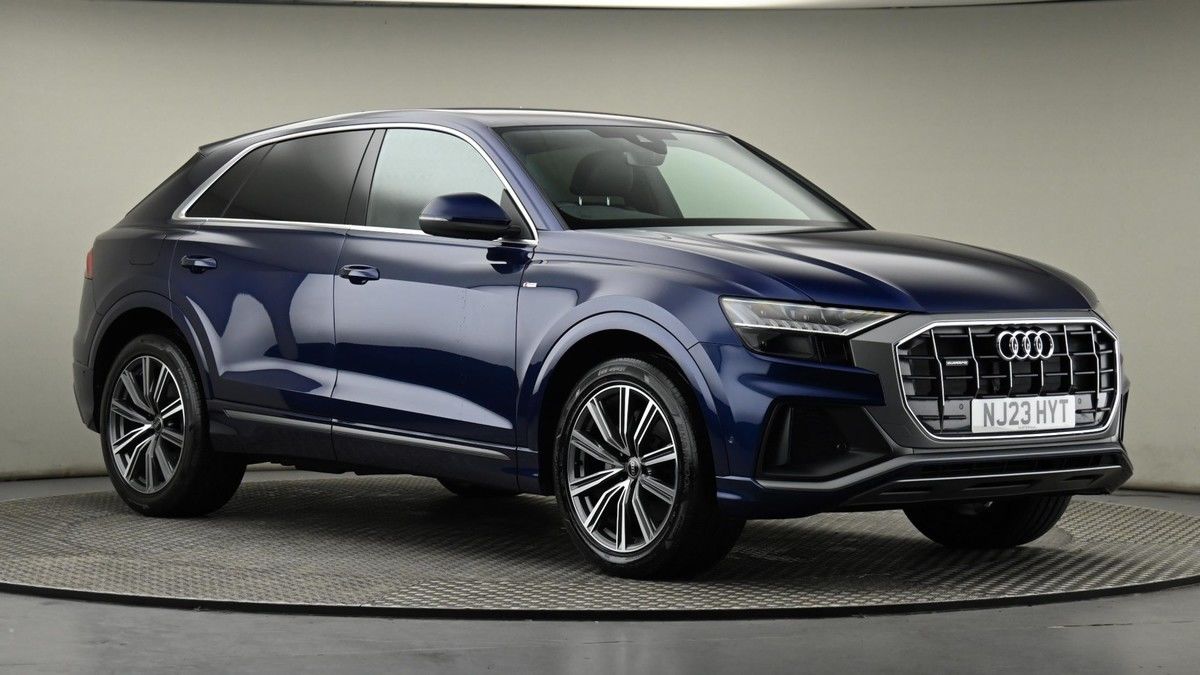 Audi Q8 Image 17