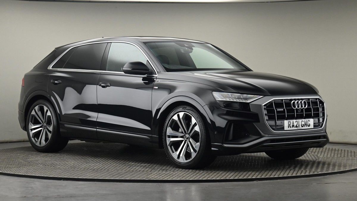 More views of Audi Q8