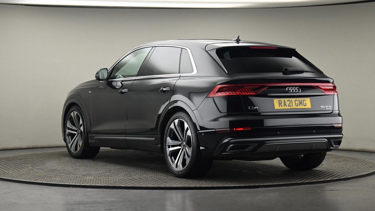 More views of Audi Q8