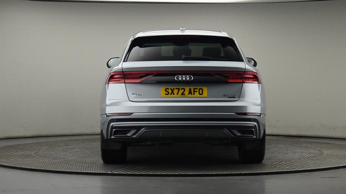 Audi Q8 Image 25