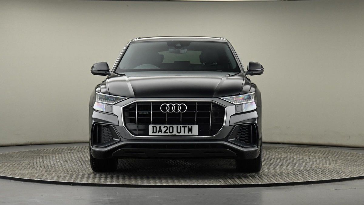 Audi Q8 Image 21