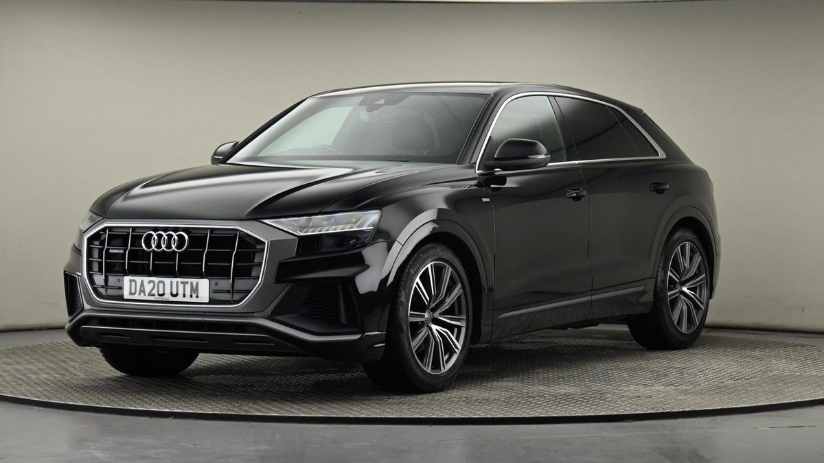 Audi Q8 Image 22