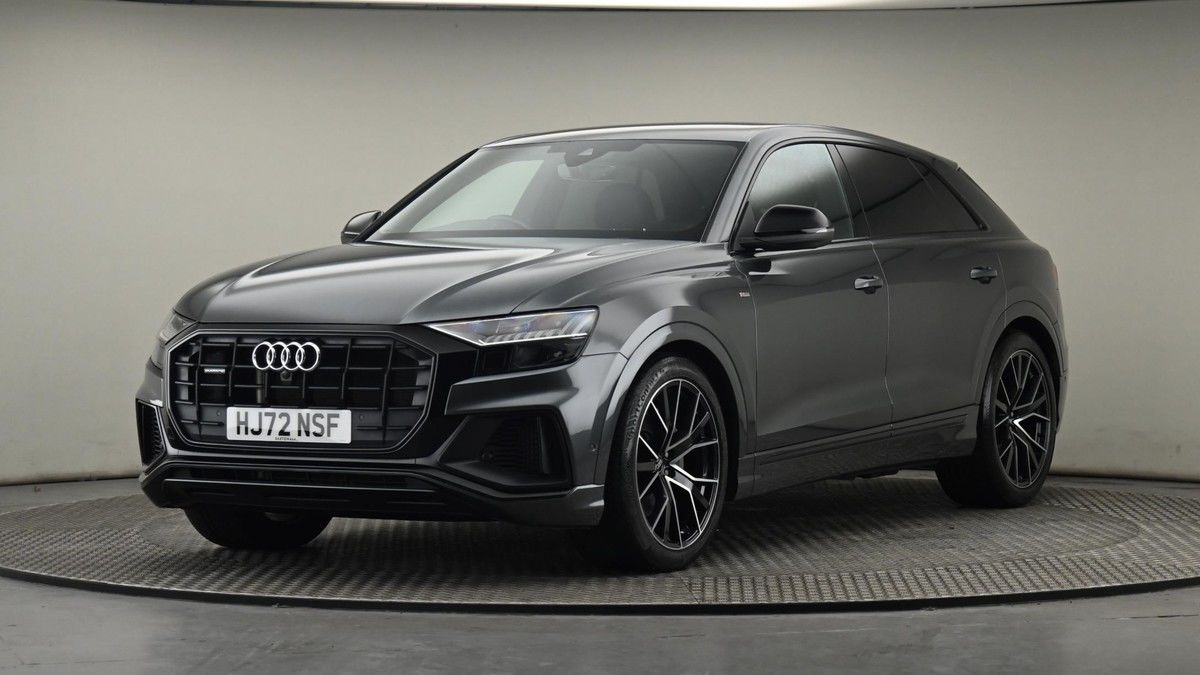 More views of Audi Q8