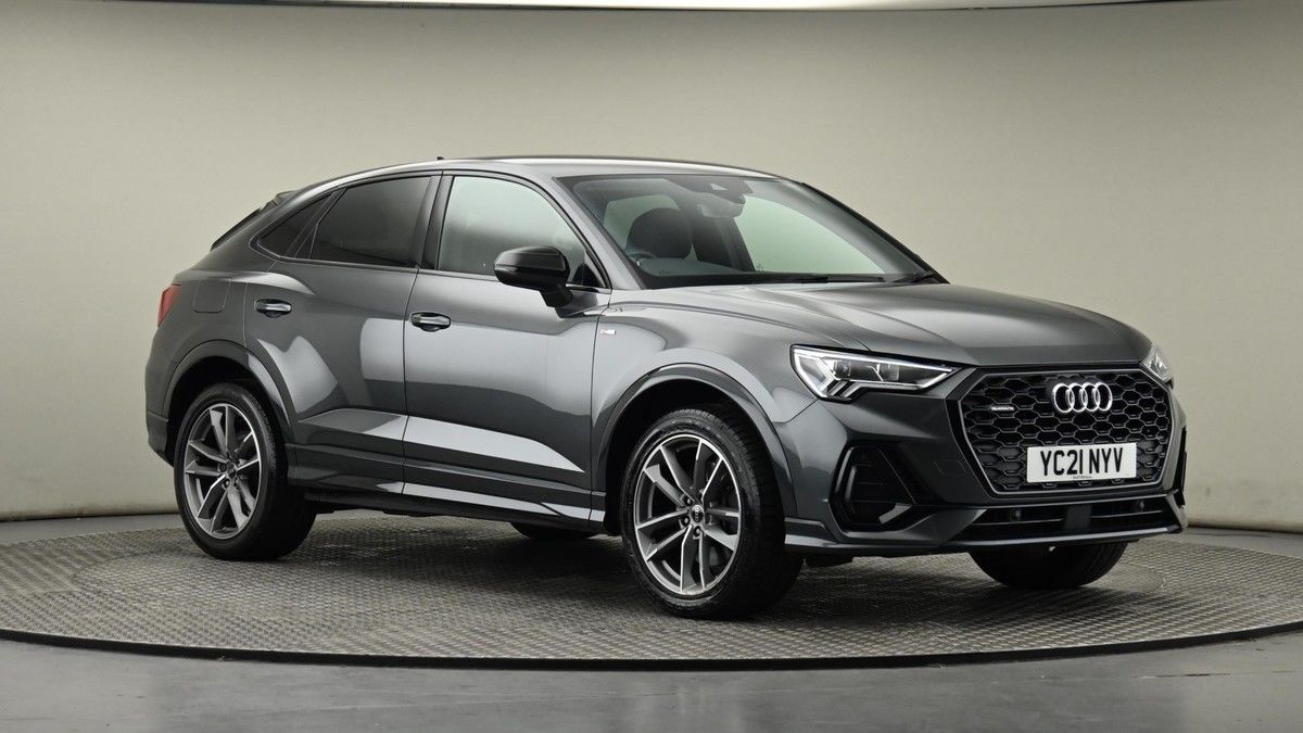 Audi Q3 Image 19